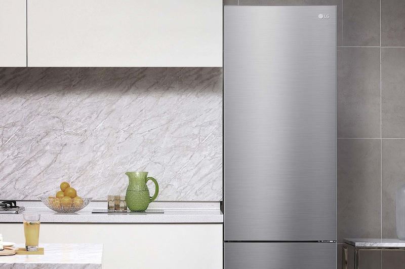LG Frigorífico Combi Door Cooling+, 2 metros , Clasificación A, capacidad de 419L, Inox antihuellas , serie P-600, GBP62PZNAC