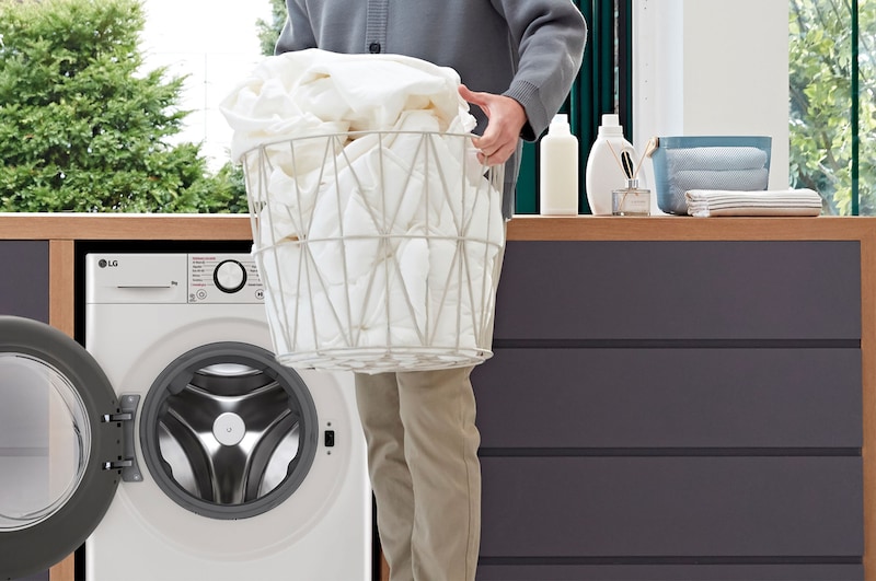 LG Lavadora inteligente AI Direct Drive, Vapor, 9kg , 1400rpm Un 10% más eficiente que A, Serie 500, F4WR5009A6W.OBSEXC