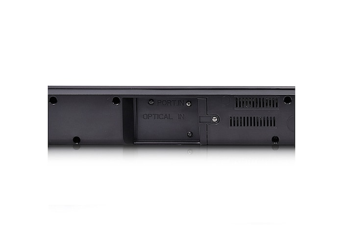 LG Barra de sonido Inteligente LG SQC2 con 300W de potencia y 2.1 canales. Sonido envolvente Dolby Digital con bajos potentes. Conectividad Bluetooth, USB y entrada óptica y App Android / iOS. Completa tu televisor con una barra de sonido con ajuste perfecto para TV de 43", SQC2