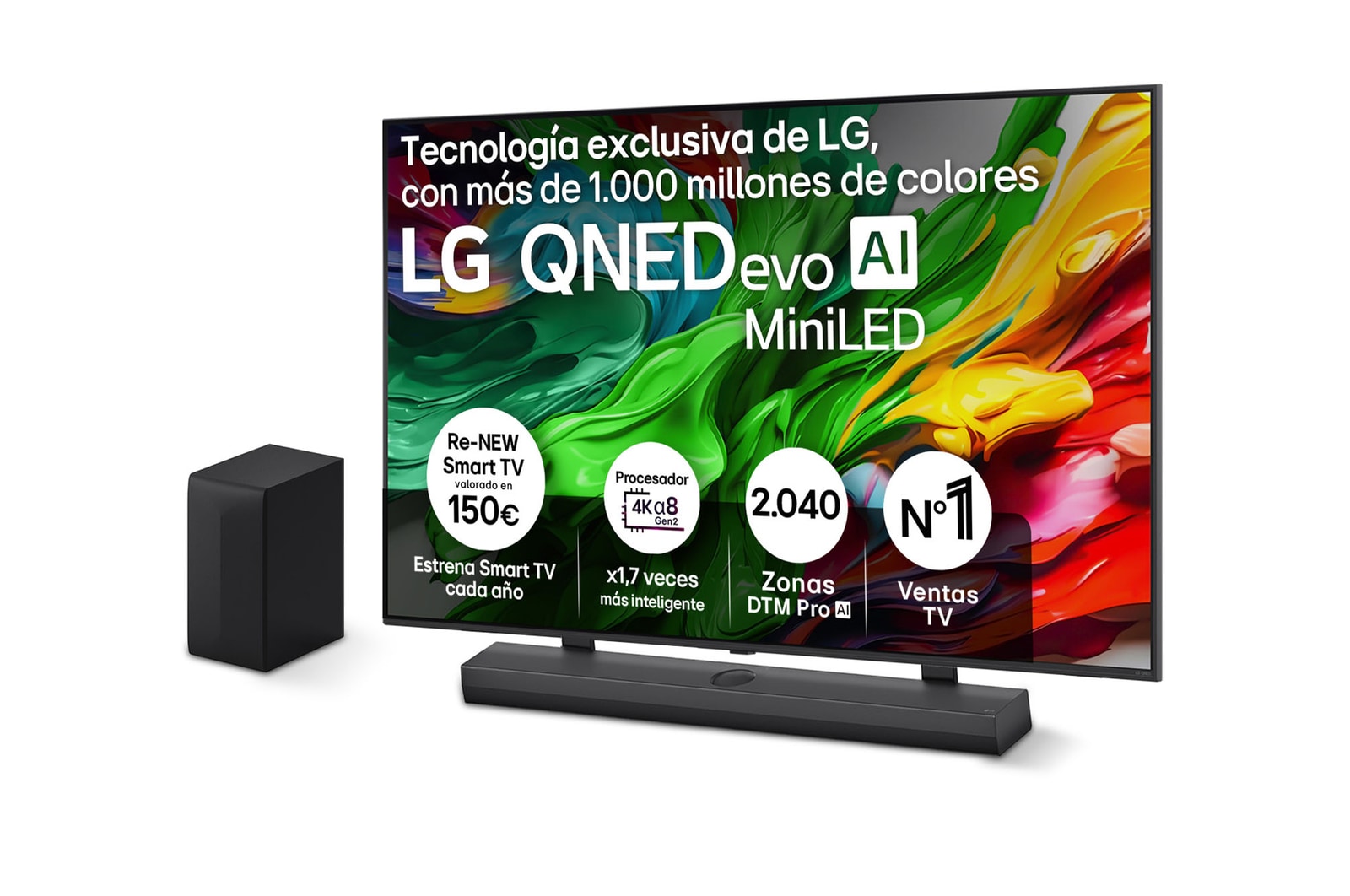 Vista lateral ligeramente inclinada hacia la derecha del televisor LG QNED evo