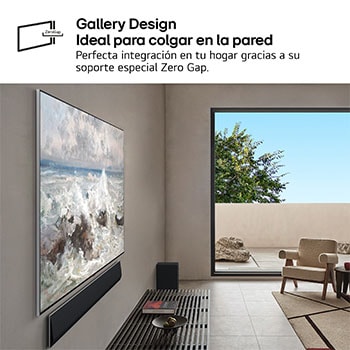 Un salón con una LG OLED TV montada en la pared. En el televisor se ve una cadena montañosa contra un cielo nocturno oscuro y lleno de estrellas. La escena está dividida por la mitad. Un lado muestra una versión más opaca y gris del paisaje denominada pantalla sin Perfect Black. El otro lado muestra una imagen más agradable con un rango más amplio y dinámico de blancos y negros. Esta pantalla está eqtiquetada como pantalla con Perfect Black. El logo de la certificación también es visible: la tecnología Perfect Black ofrece unos niveles de negro menores o iguales a 0,24 nit de hasta 500 lux. 