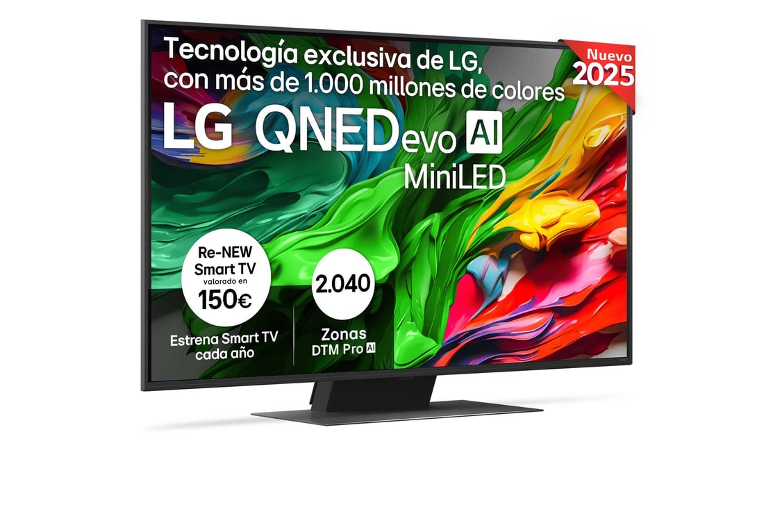 Vista lateral ligeramente inclinada hacia la derecha del televisor LG QNED evo