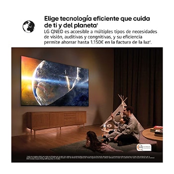 Una niña y un perro están sentados frente a un televisor LG QNED TV montado en una pared con una barra de sonido LG Soundbar. En pantalla muestra a tres elefantes caminando hacia adelante. El título hace referencia a cómo cada acción es más emocionante en una pantalla gigante.