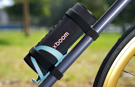 Imagen del altavoz XBOOM Go con Bluetooth IP67 a prueba de agua y polvo