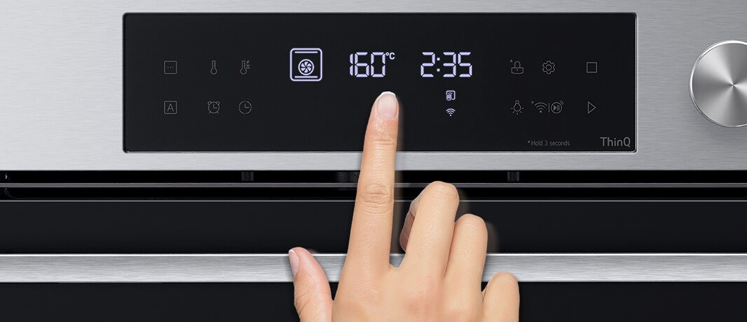 Image de l'appui sur le bouton EasyClean avec le doigt.