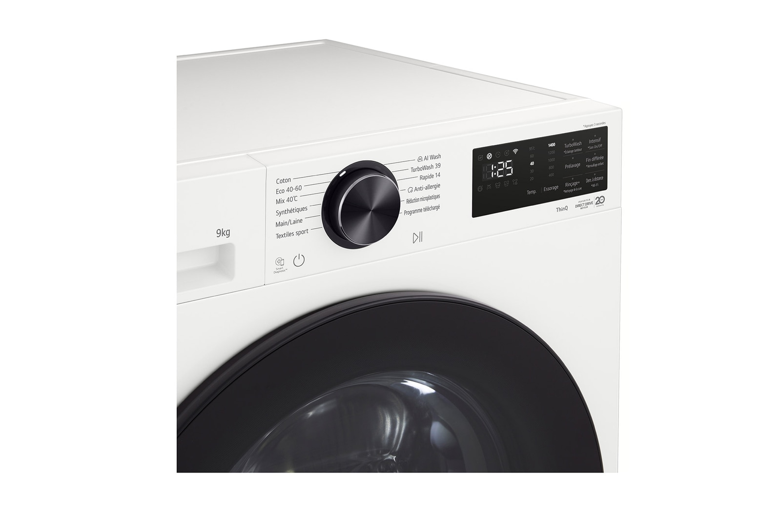 LG front load washing machine detecting the shirts in a laundry room