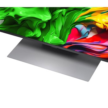 Vue avant et latérale de la Smart TV LG QNED evo AI 4K montrant ses dimensions de longueur, largeur, hauteur et profondeur.