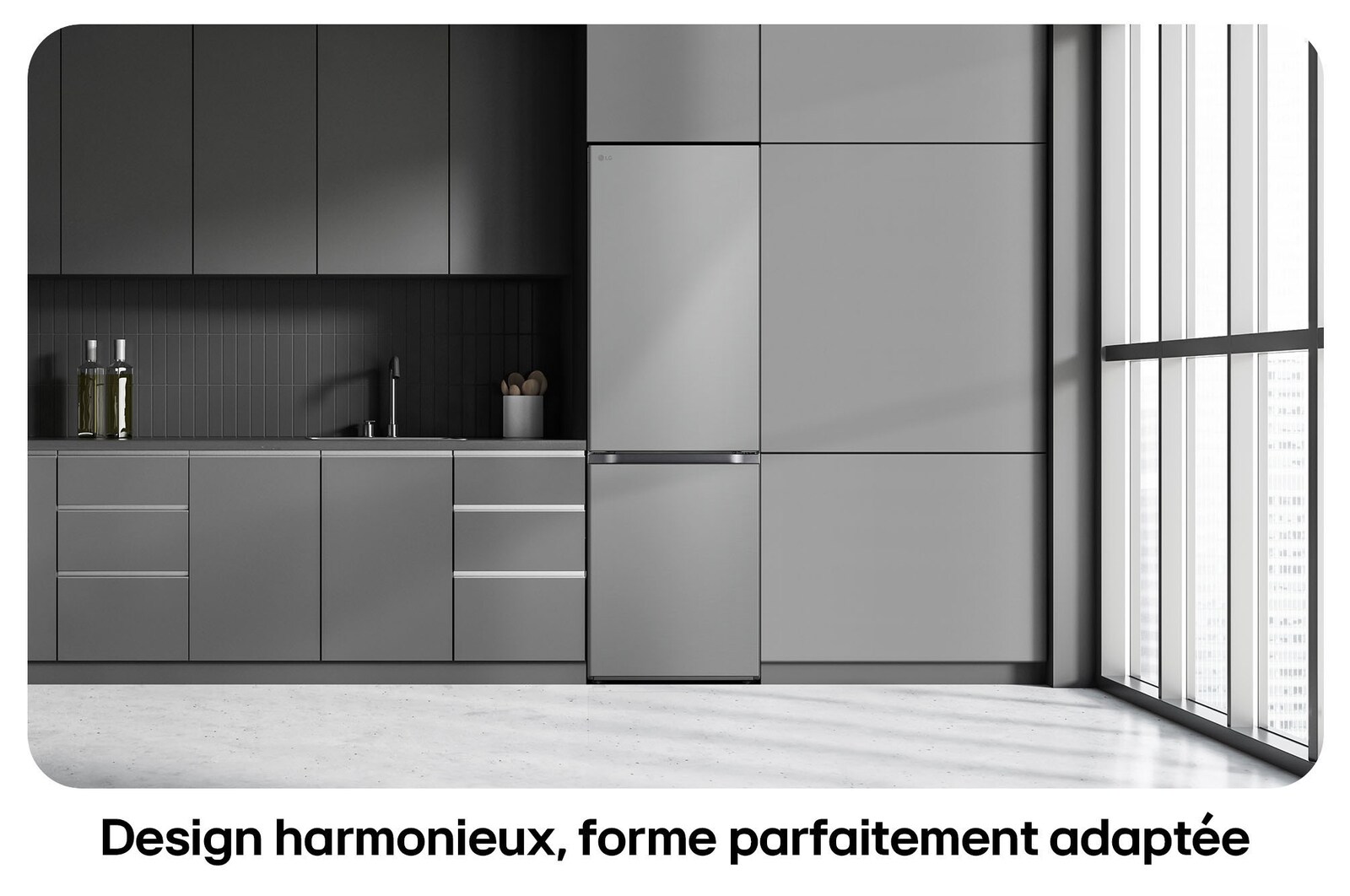 Réfrigérateur-congélateur LG GBV3100EPY Silver, illustre le Design Modern Flat Door et l'intégration parfaite dans les meubles de cuisine.