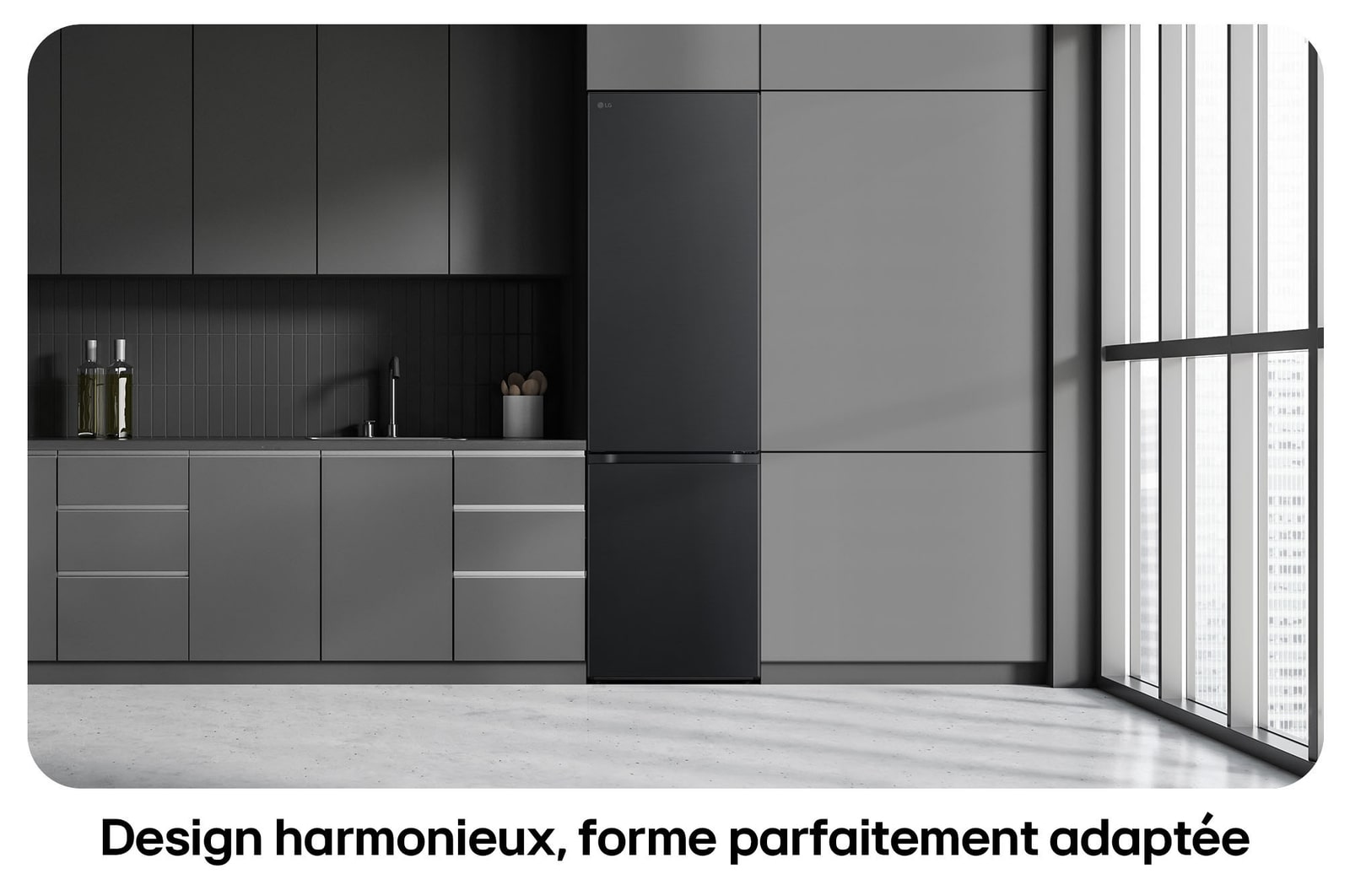 Réfrigérateur-congélateur LG GBV3200DEP noir, illustre le Design Flat Door de 203 cm et l'intégration parfaite dans la cuisine moderne et sombre.