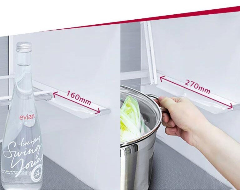 Démonstration de l'utilisation de la clayette dans le réfrigérateur