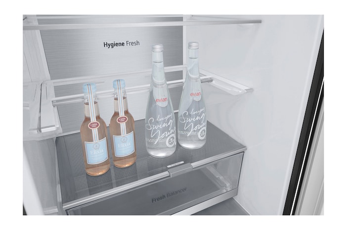 Vue de côté  LG GBB72BM9CQ1