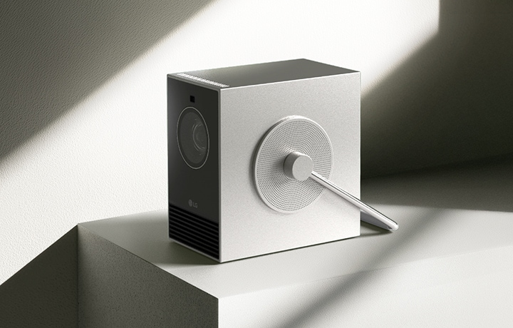 Image latérale du projecteur LG CineBeam Q pu600u.