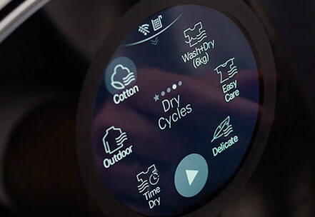 close shot of quick circle for operation of lg signature washing machine