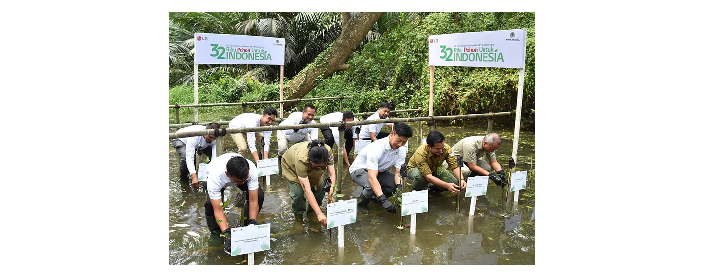 Celebrating a Milestone by Giving Back Trees to the Planet