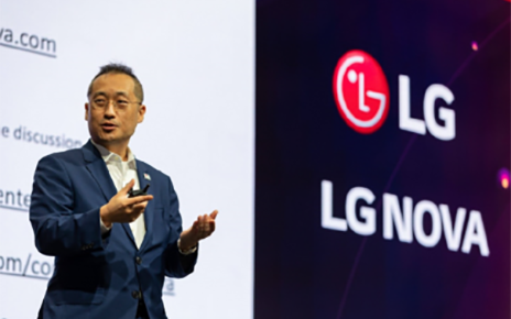 Dr. Sokwoo Rhee, SVP of Innovation for LG Electronics, Head of LG NOVA marking a speech at LG NOVA event