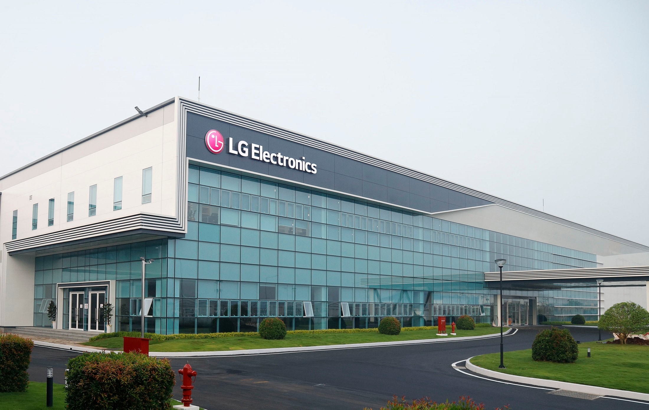 [Executive Corner] Partnering in Progress: 35 Years of Growth With ...