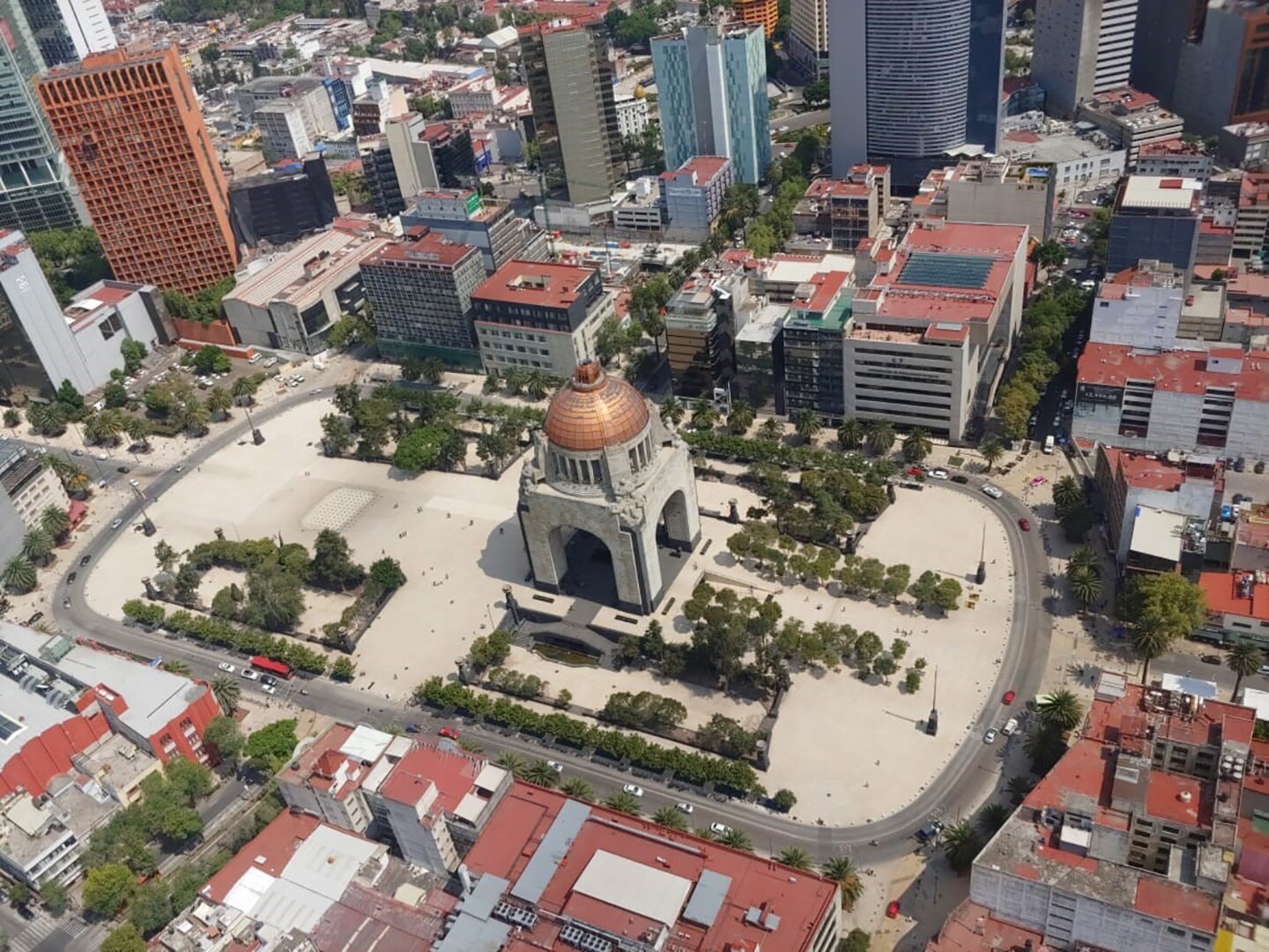 EXPERIENCING MEXICO CITY FROM A BIRDS-EYE VIEW WITH LG Q60