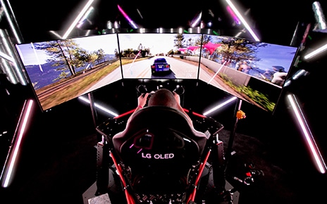 Racing Game Fans Experience﻿ Forza Horizon 5 on World’s Only “Dream Gaming Setup”