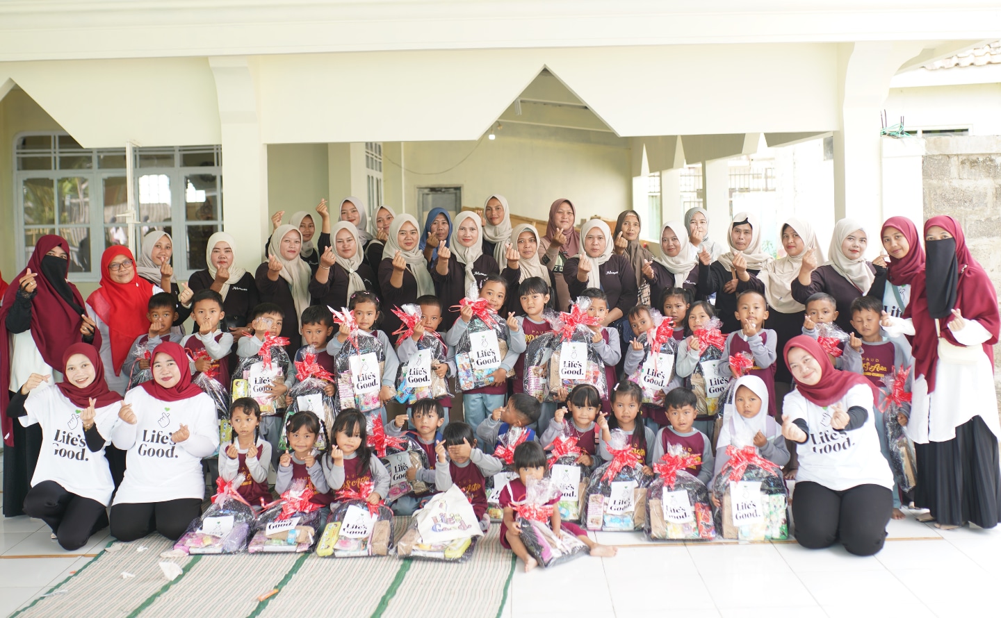 Rebuilding and Reconnecting: LG Electronics’ Initiatives Bring New Hope to Indonesia and Singapore