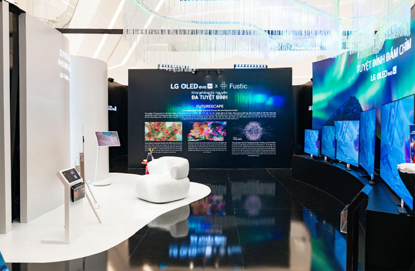 A photo of the “Beyond Freedom” zone where you can experience the LG OLED evo M4 