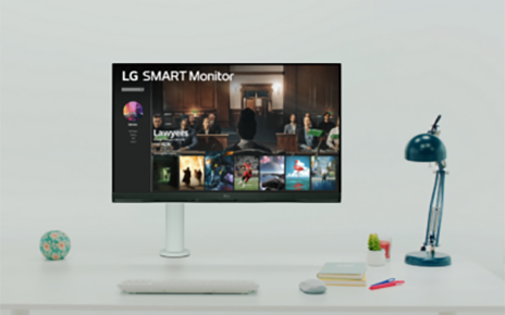 Desktop setup with LG SMART Monitor