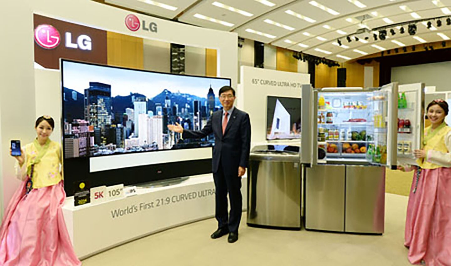 LG ENHANCES POSITIONING IN ASIA WITH INNOFEST 2014