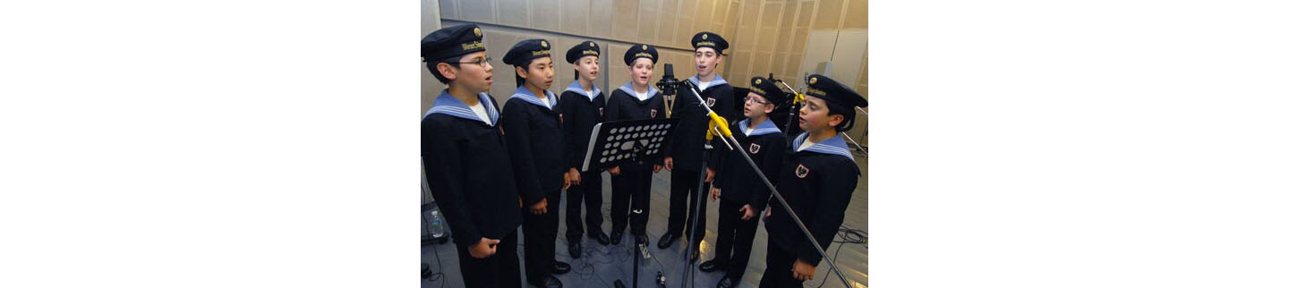LG G2 TO FEATURE MUSIC FROM VIENNA BOYS’ CHOIR
