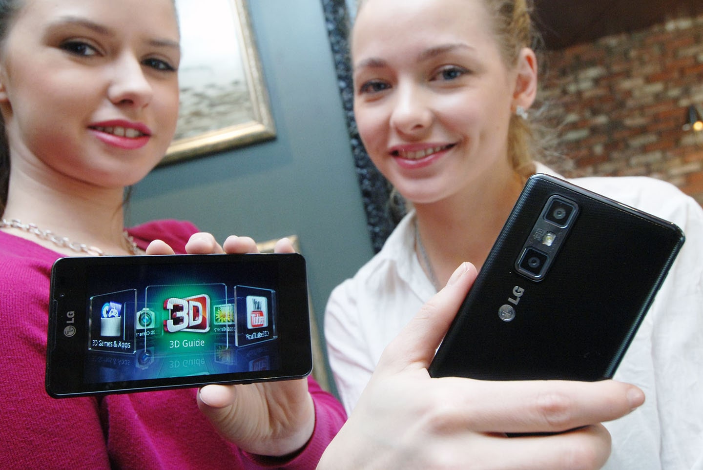 LG LAUNCHES SECOND-GENERATION 3D SMARTPHONE IN EUROPE