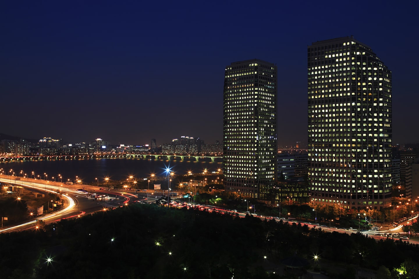 LG RELEASES PRELIMINARY EARNINGS FOR THIRD-QUARTER 2016