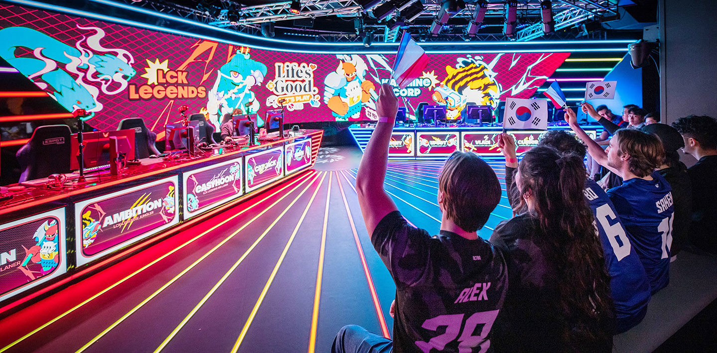 A image of ‘Life’s Good’ brand activation celebrating Korean gaming and popular culture at Espot Paris