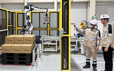 LG Electronics is strengthening its global supply chain for advanced glass powder-based materials with a new production line at its manufacturing facility in Haiphong, Vietnam, producing key materials including LG PuroTec™ and Easy-Clean Enamel. Image alt: LG Electronics employees inspect an automated production line at the company's advanced glass powder materials facility in Haiphong, Vietnam, where LG PuroTec™ products are being packaged for shipment.