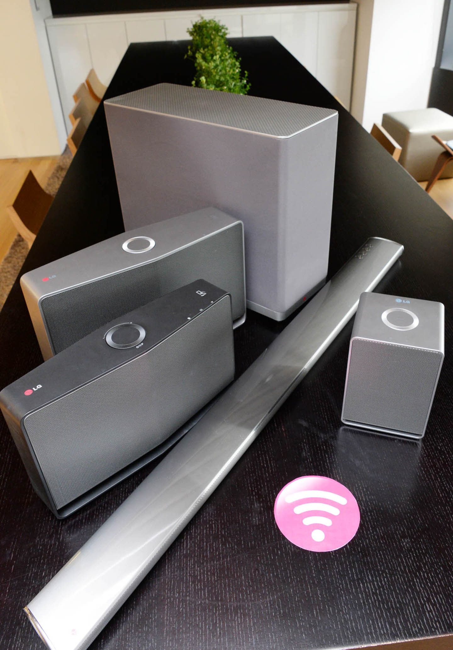 EXPERIENCE “FLOWING SOUND” WITH SMART HI-FI AUDIO WIRELESS MULTI-ROOM SOLUTION FROM LG