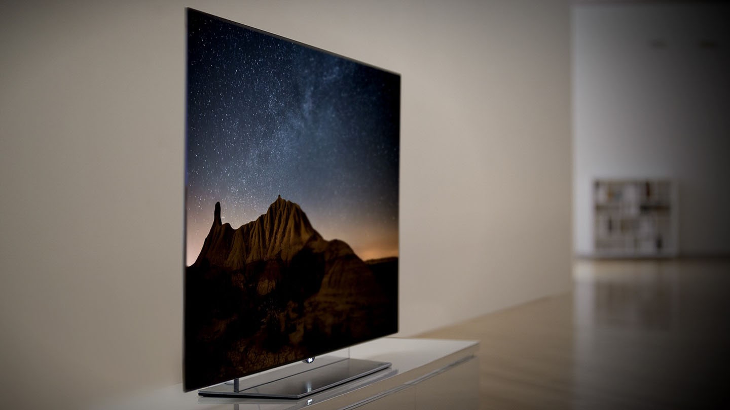 LG TOUTS THE POWER OF OLED IN SLICK NEW CAMPAIGN