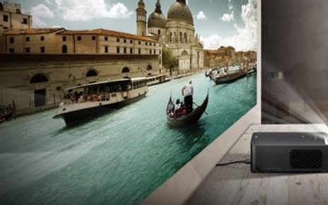 NEW PROJECTOR FROM LG CREATES THEATER-LIKE EXPERIENCE IN EVEN THE SMALLEST ROOMS