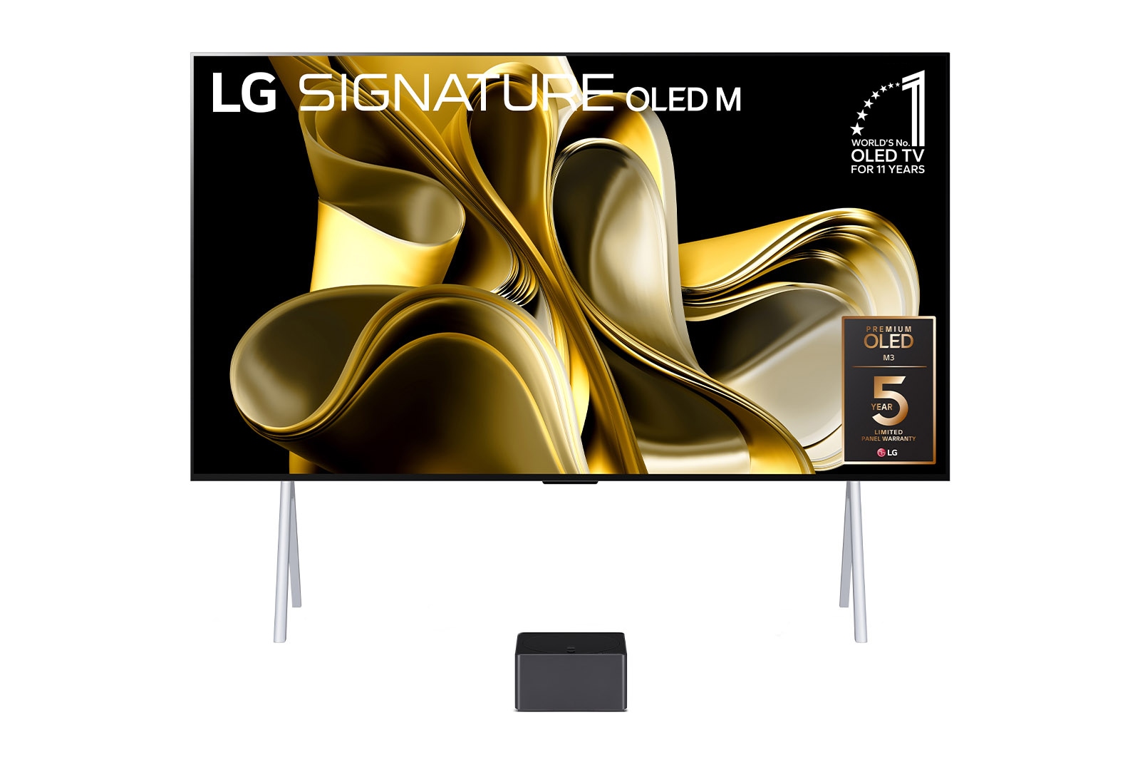 前視圖，支架上有 LG OLED M3，下方有Zero Connect Box 、10 年世界第一 OLED 標誌、LG Signiture OLED M 以及螢幕上的 5 年面板保養標誌