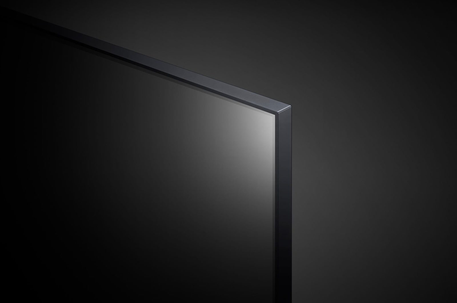 LG UHD TV UT78 的頂部邊緣特寫