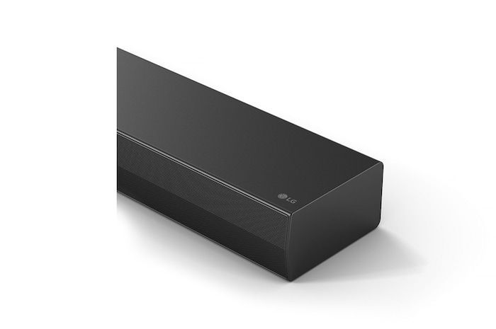 LG Soundbar S70TY 側角的頂斜角視圖
