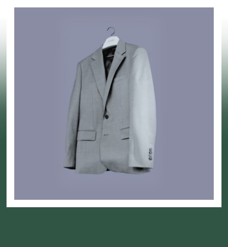 顯示了擺動式衣架在外套上的作用。