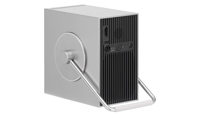 LG CineBeam Q HU710PB 的 +45 度後視圖