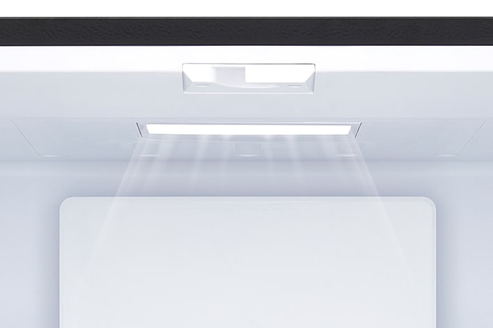 LG 多門雪櫃內的 LED 燈特寫視圖。