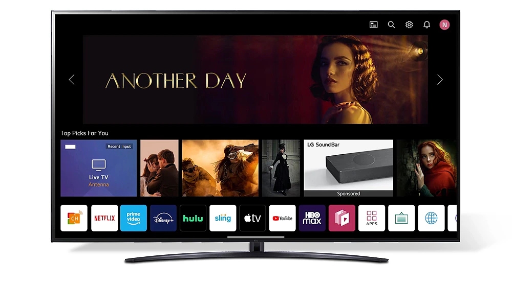 LG NanoCell 電視顯示三名不同使用者的 LG 帳戶頁面和自訂推薦。  