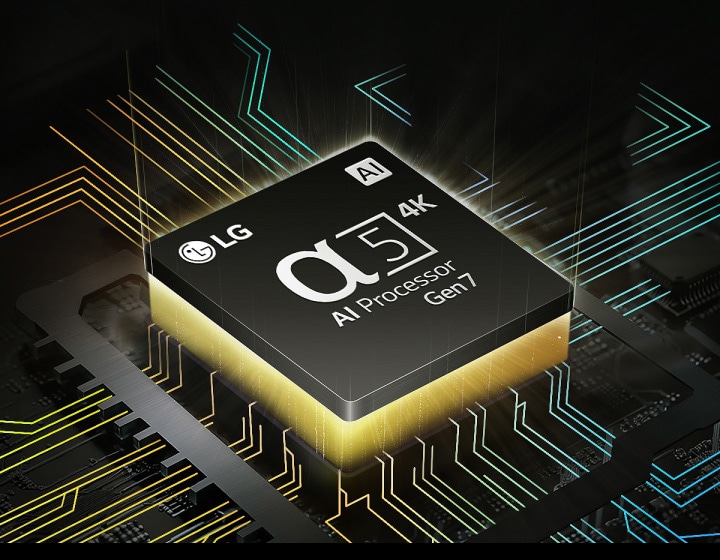 LG 的 α5 Gen7 4K AI 處理器，下方發出黃光，彩色電路板的線條從 AI 處理器分散開來。