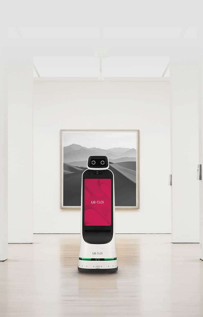 AI と自動運転を通じて情報、広告、セキュリティサービスを提供します。