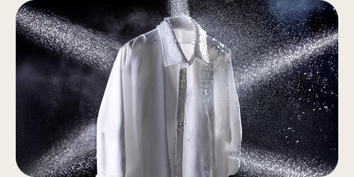 White shirt is being washed with five jet sprays directed at the centre to illustrate powerful cleaning performance.