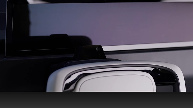 Intelligently identifies faces, text, and driver/passenger's clothing attire with DIMS