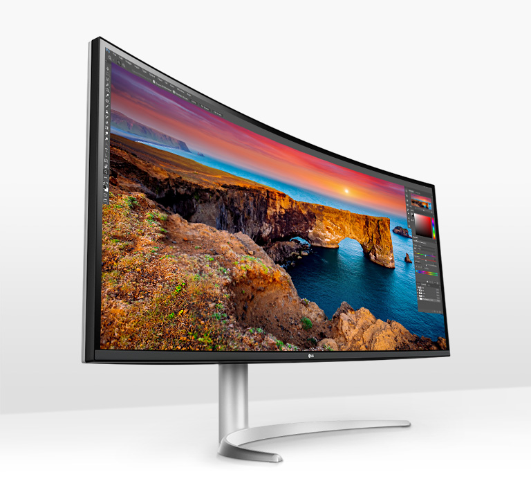 Nano IPS™ Display supports a wide color spectrum with 98% of DCI-P3 color gamut and HDR10.