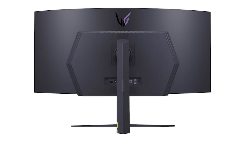 LG 45” UltraGear™ 21:9 WQHD Curved OLED Gaming Monitor with 240Hz Refresh Rate, 45GR95QE-B