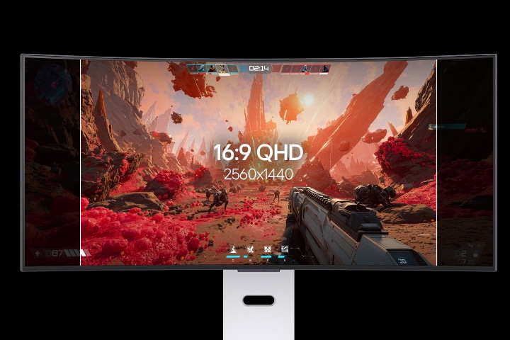 This animated monitor shows the display growing from QHD to WQHD.
