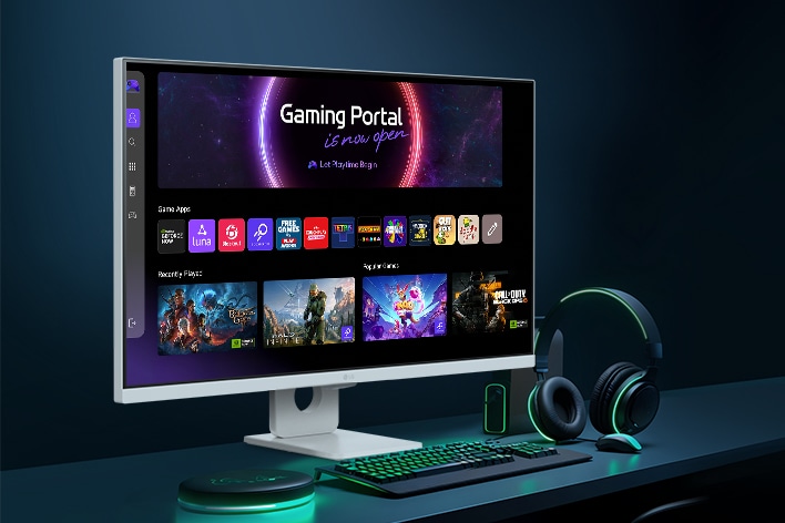 The LG Smart Monitor screen displays the game apps interface.	