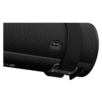 usb port close-up of xboom Grab